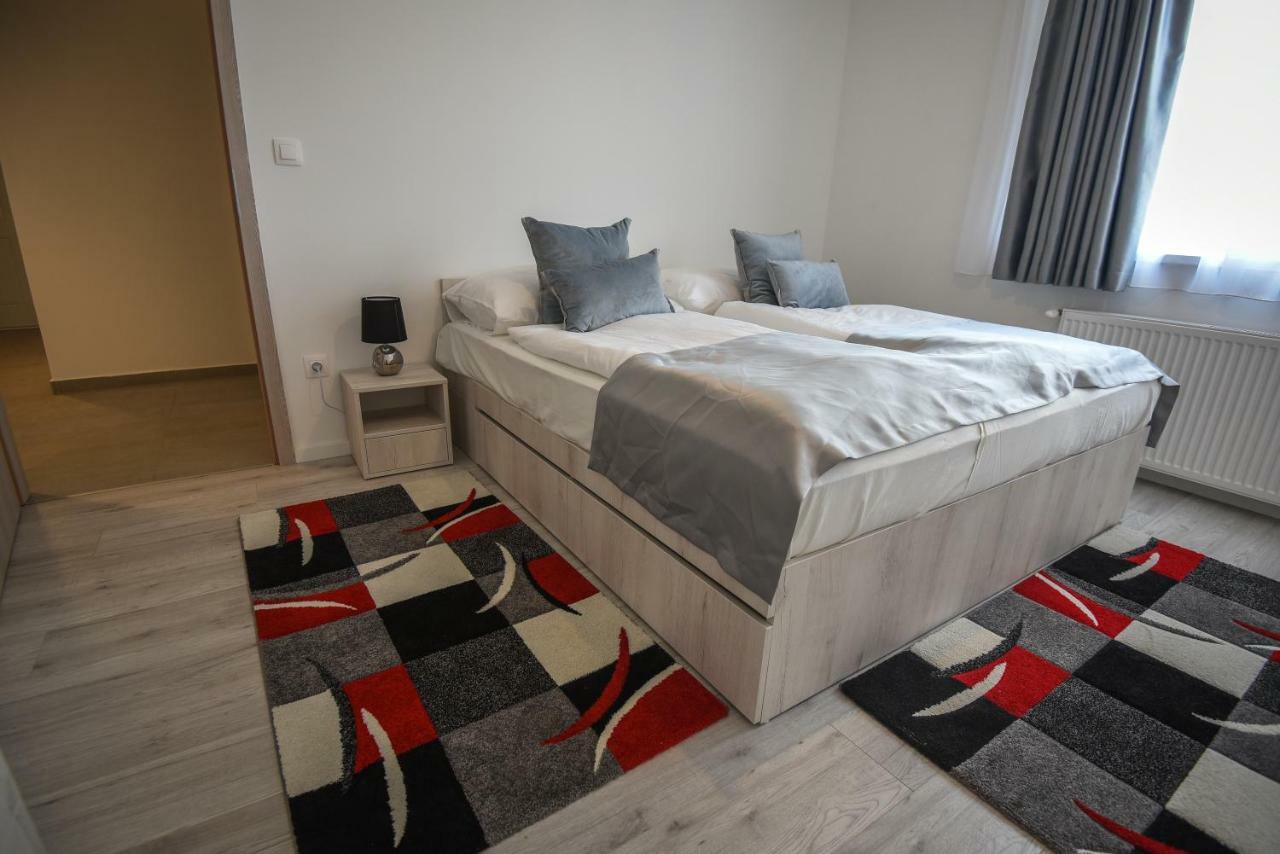 Francesca Apartman Siofok Ngoại thất bức ảnh