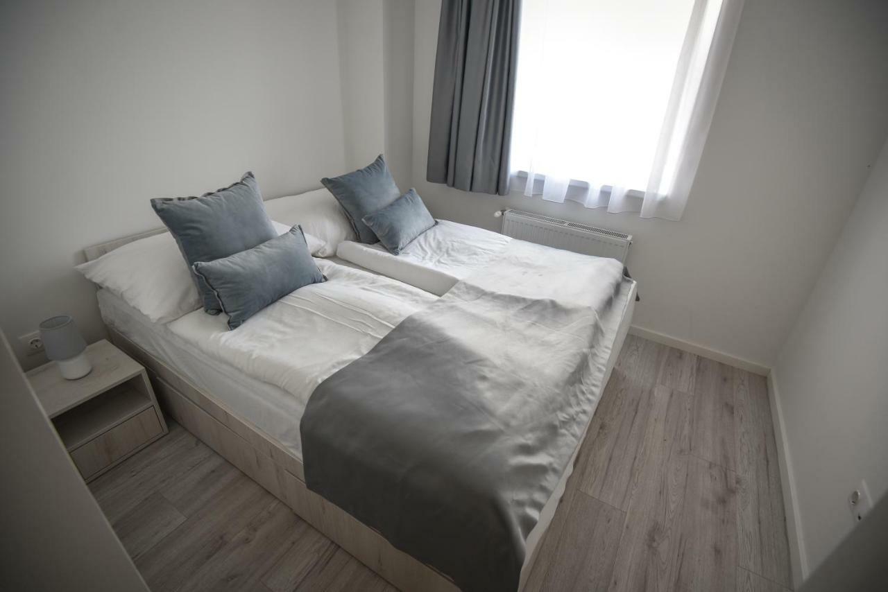 Francesca Apartman Siofok Ngoại thất bức ảnh