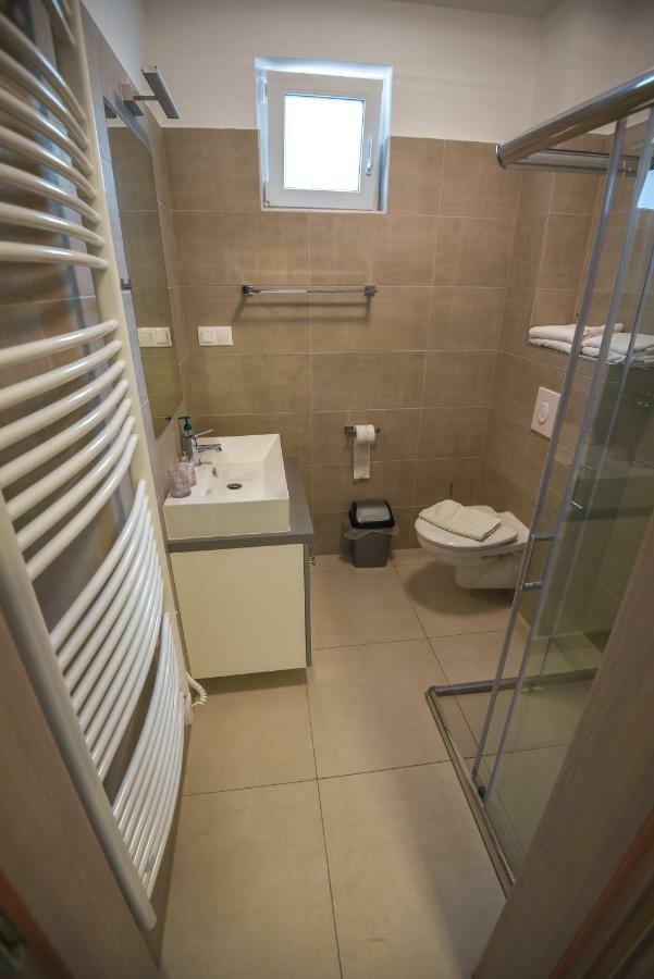 Francesca Apartman Siofok Ngoại thất bức ảnh
