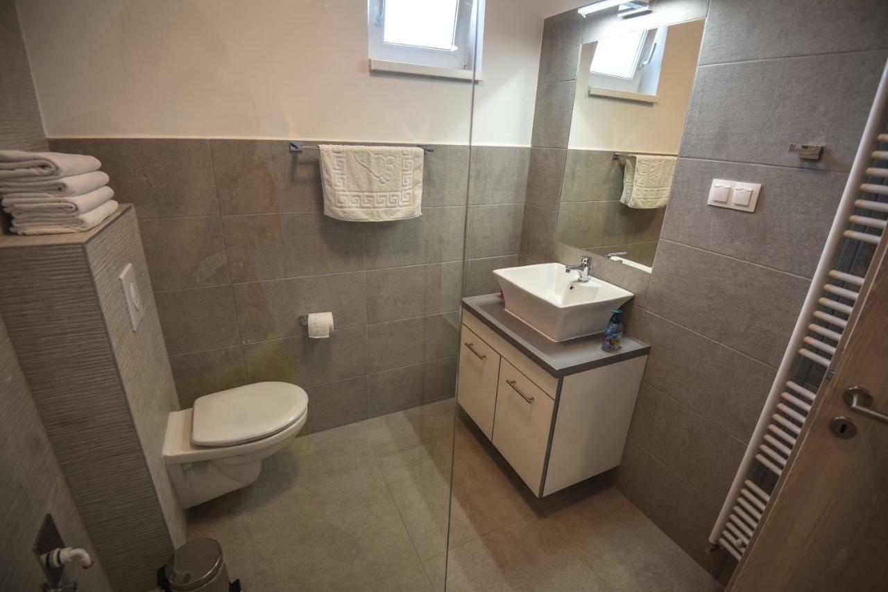 Francesca Apartman Siofok Ngoại thất bức ảnh
